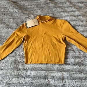 NWT Nike Long sleeve cropped turtleneck